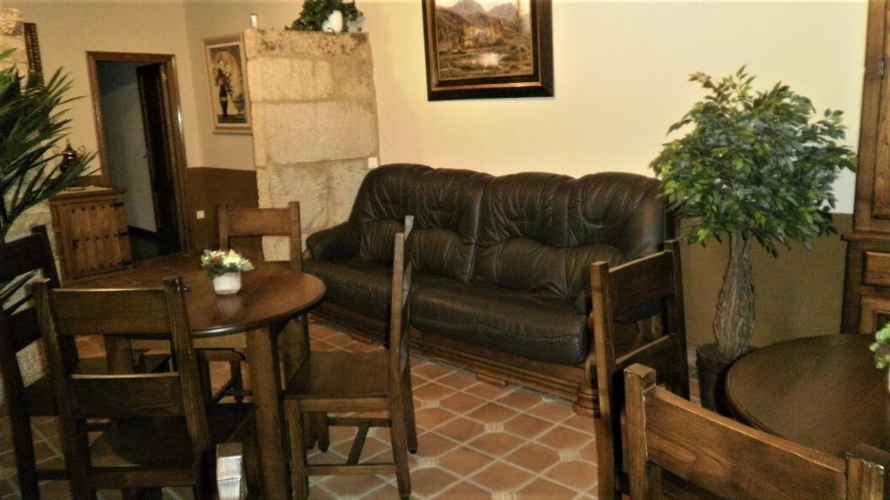 Casa De Los Somoza เมลิเด ภายนอก รูปภาพ